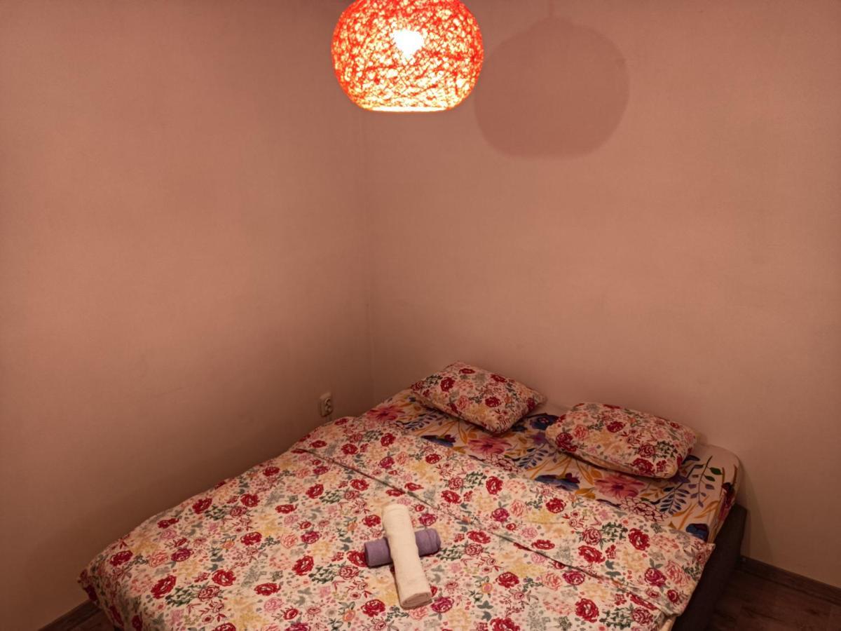 Lux Apartament In The Bubble Of Piata Romana Apartment *